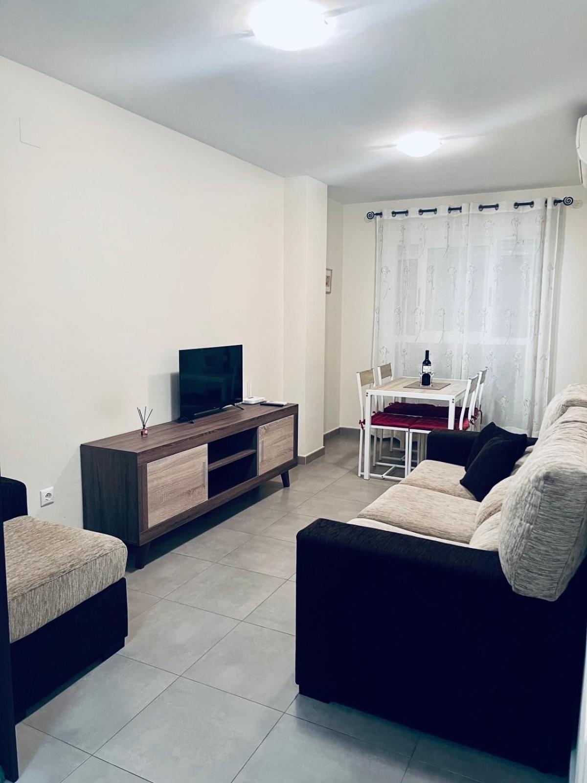 Nice And New Furnished Apartments In Torrevieja Centre 外观 照片